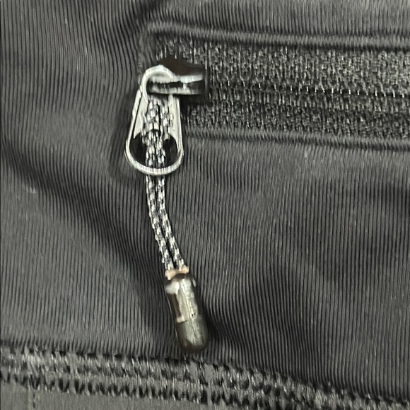 Lululemon Run- Pace Setter Skirt Sz6 Black - Picture 11 of 14